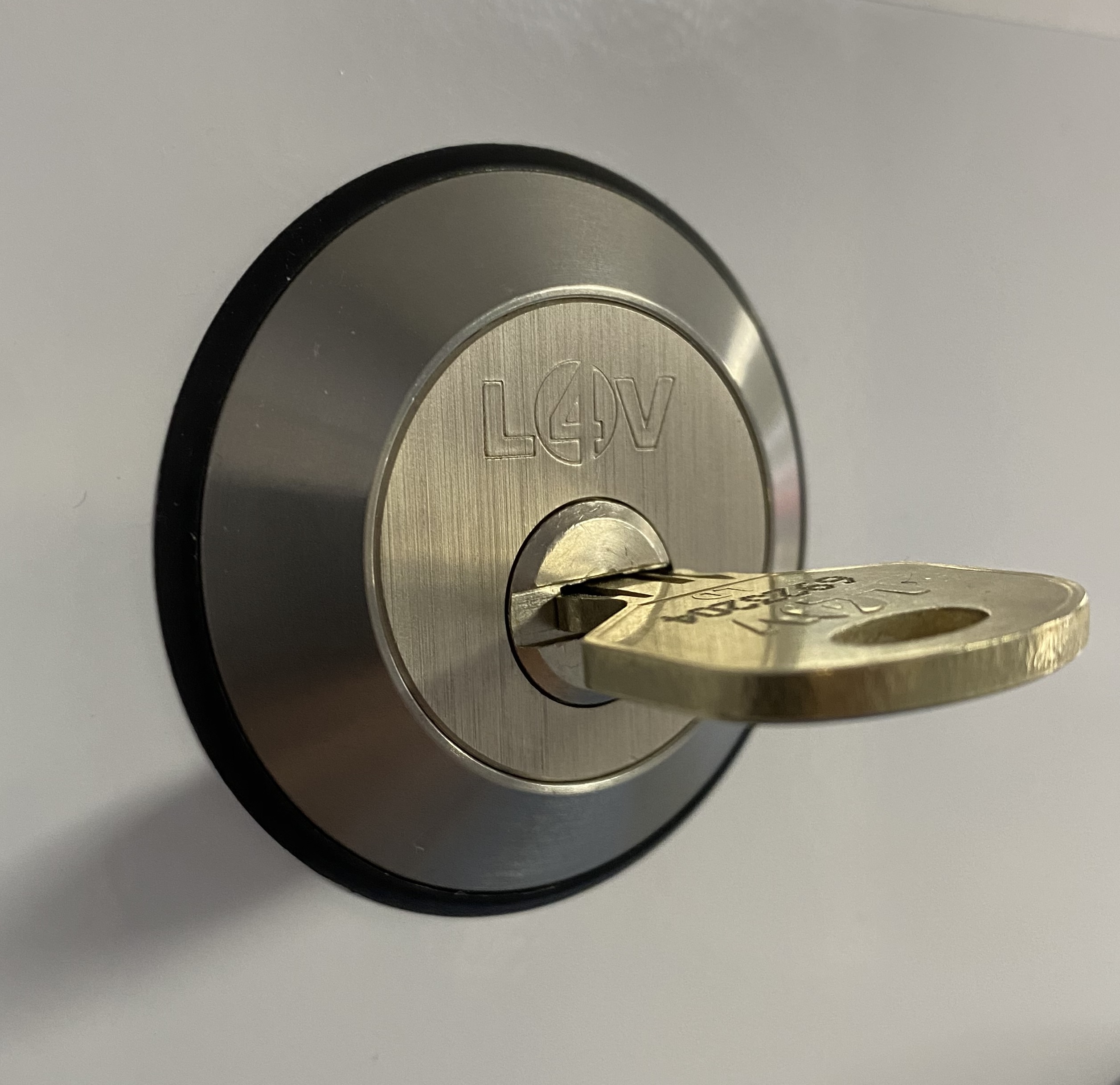 Serrature per veicoli professionali Daken: protezione di livello industriale